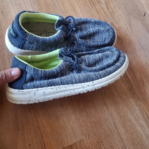 Hey Dude Kids Wally Casual Shoes, Size 12 - Picture 8 of 8